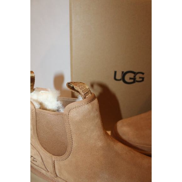 NIB UGG Women's Neumel Platform Chelsea Suede Platform Mini Boots Chestnut - Picture 6 of 9